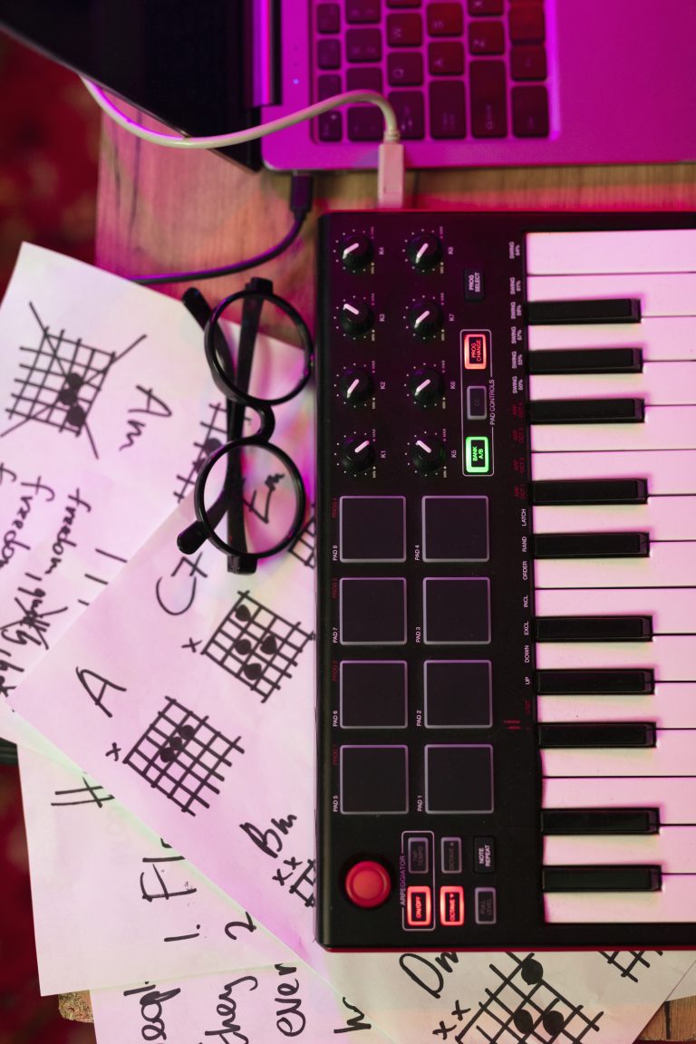 KONTRAKT Z MANAGEREM – Rady Dla Młodych Artystów